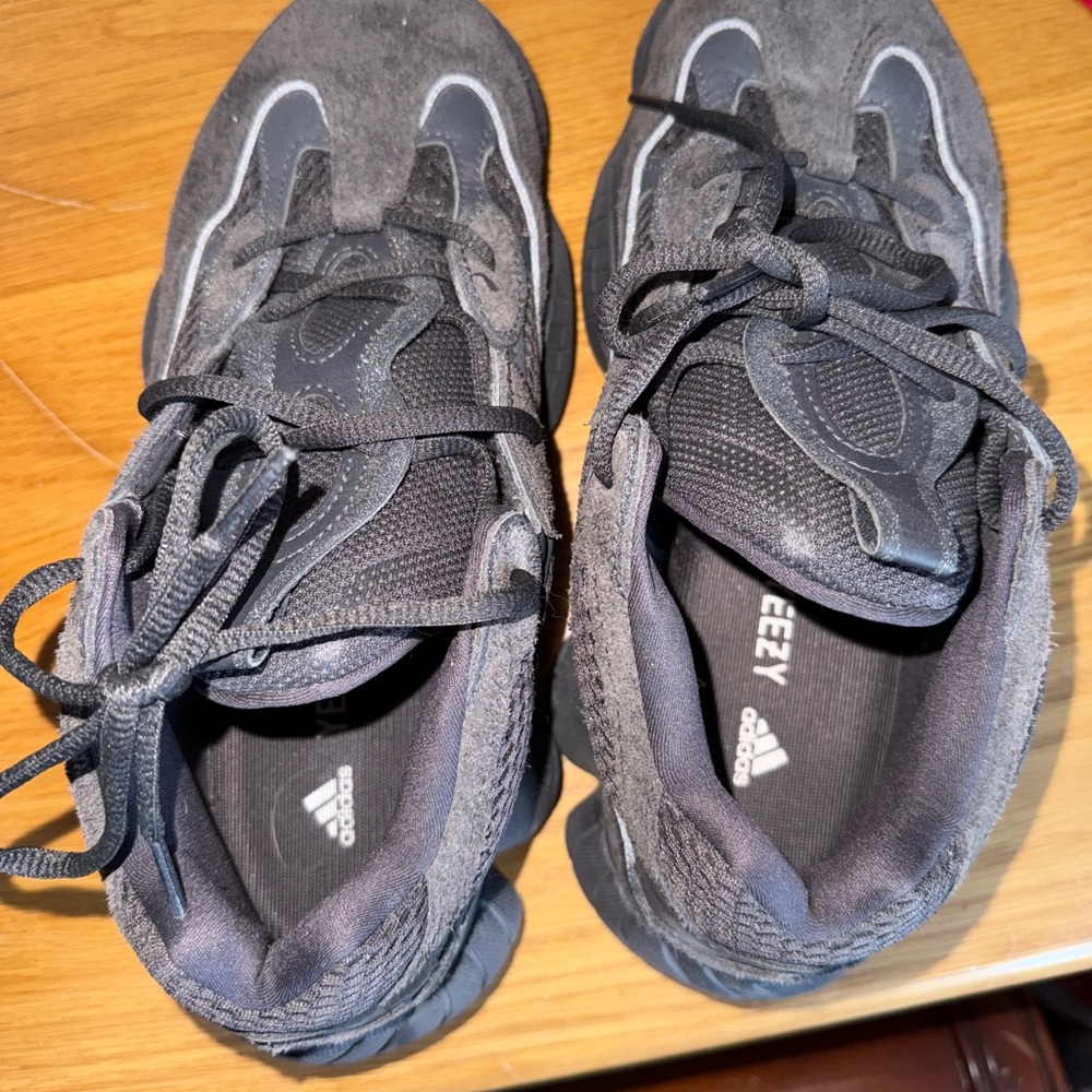 Adidas Yeezy Mens Sneakers